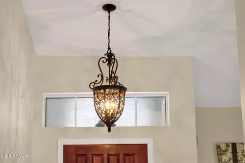 Entry Way - 2639 E Verbena Dr, Phoenix, AZ 85048 photo 2 of 5