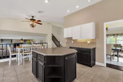 Kitchen - 2639 E Verbena Dr, Phoenix, AZ 85048 photo 7 of 7