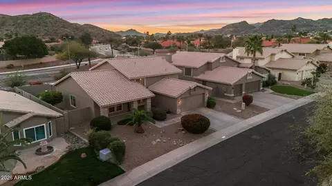 View/Area - 2639 E Verbena Dr, Phoenix, AZ 85048 photo 4 of 13