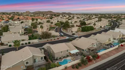 View/Area - 2639 E Verbena Dr, Phoenix, AZ 85048 photo 5 of 13