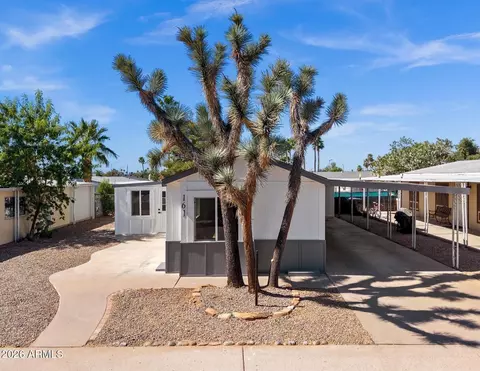 245 S 56th St #161, Mesa, AZ 85206
