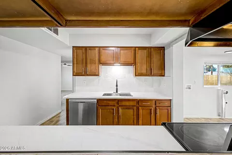 Kitchen - 9112 E Vine Ave, Mesa, AZ 85208 photo 4 of 4