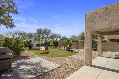 Exterior - 4621 E Swilling Rd, Phoenix, AZ 85050 photo 2 of 9