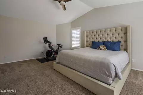 Bedroom - 4621 E Swilling Rd, Phoenix, AZ 85050 photo 4 of 4