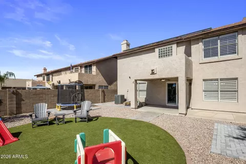 Exterior - 4621 E Swilling Rd, Phoenix, AZ 85050 photo 7 of 9