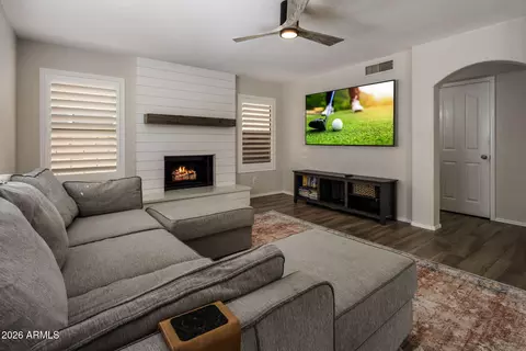 Other - 4621 E Swilling Rd, Phoenix, AZ 85050 photo 4 of 5