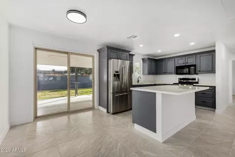 Kitchen - 3433 E Granada Rd, Phoenix, AZ 85008 photo 1 of 3