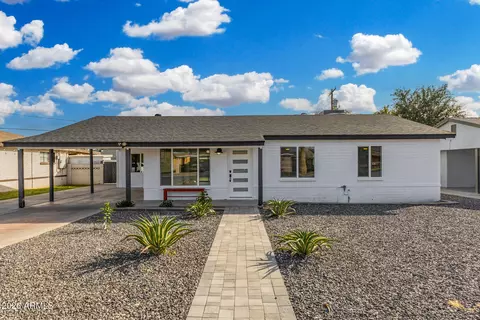 Exterior - 3433 E Granada Rd, Phoenix, AZ 85008 photo 2 of 6