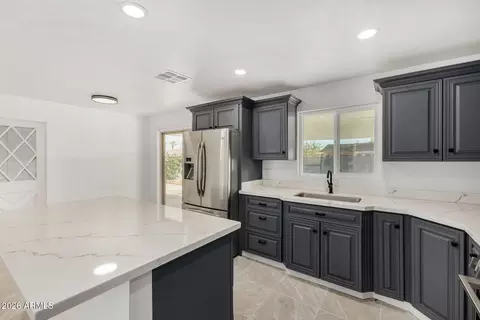 Kitchen - 3433 E Granada Rd, Phoenix, AZ 85008 photo 2 of 3