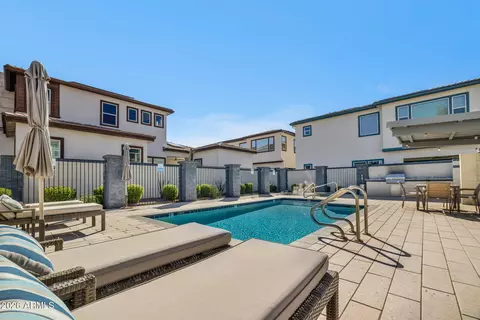 Exterior - 1555 E Ocotillo Rd #21, Phoenix, AZ 85014 photo 7 of 8