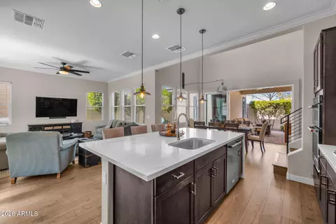 Kitchen - 1555 E Ocotillo Rd #21, Phoenix, AZ 85014 photo 3 of 5