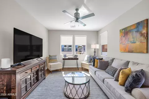 Living - 1555 E Ocotillo Rd #21, Phoenix, AZ 85014 photo 2 of 3