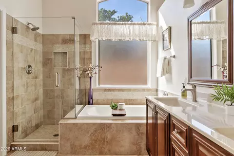 Bath - 3861 E Olive Ave, Gilbert, AZ 85234 photo 2 of 3
