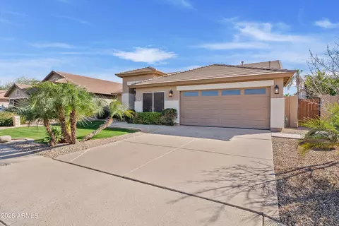 Exterior - 3861 E Olive Ave, Gilbert, AZ 85234 photo 2 of 8