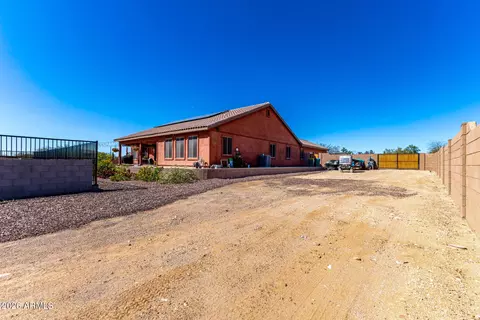 Exterior - 5107 E 14th Ave, Apache Junction, AZ 85119 photo 15 of 15