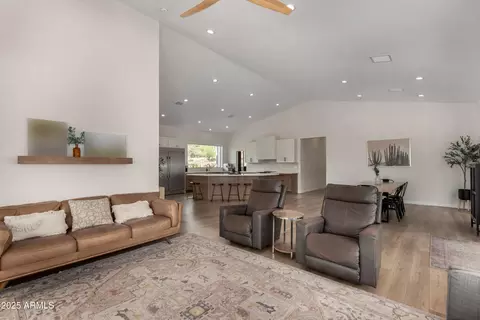 Living - 1809 E Mariola Way, Phoenix, AZ 85086 photo 2 of 4