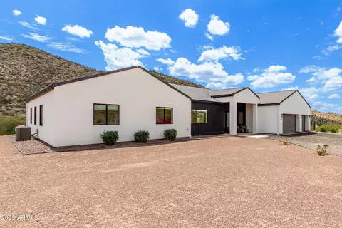Exterior - 1809 E Mariola Way, Phoenix, AZ 85086 photo 4 of 14