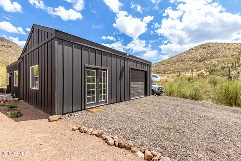 Exterior - 1809 E Mariola Way, Phoenix, AZ 85086 photo 11 of 14