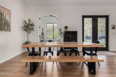 Dining - 1809 E Mariola Way, Phoenix, AZ 85086 photo 2 of 2