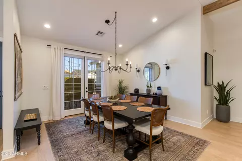Dining - 3247 E Sells Dr, Phoenix, AZ 85018 photo 3 of 3