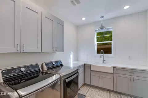 Other - 3247 E Sells Dr, Phoenix, AZ 85018 photo 3 of 5