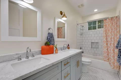 Bath - 3247 E Sells Dr, Phoenix, AZ 85018 photo 4 of 4