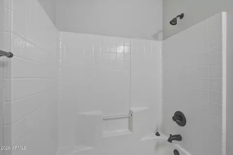 Bath - 2116 E Kings Ave, Phoenix, AZ 85022 photo 3 of 3