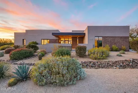 8002 E Williams Dr, Scottsdale, AZ 85255