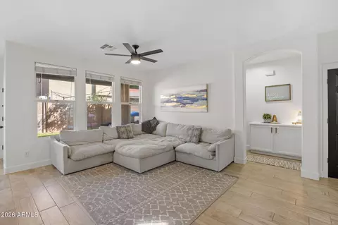 Entry Way - 3458 E Robin Ln, Gilbert, AZ 85296 photo 5 of 7