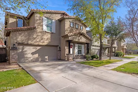 Exterior - 3458 E Robin Ln, Gilbert, AZ 85296 photo 2 of 7