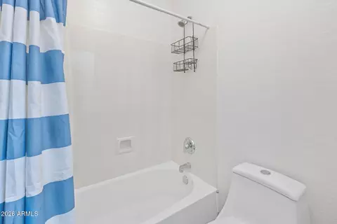 Bath - 3458 E Robin Ln, Gilbert, AZ 85296 photo 4 of 4