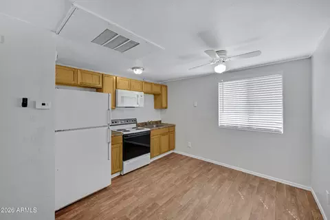 Kitchen - 2238 E Taylor St, Phoenix, AZ 85006 photo 5 of 6