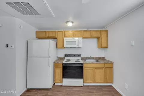 Kitchen - 2238 E Taylor St, Phoenix, AZ 85006 photo 6 of 6