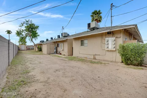 Exterior - 2238 E Taylor St, Phoenix, AZ 85006 photo 5 of 10