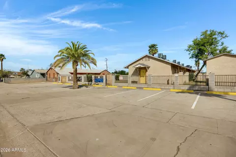 Exterior - 2238 E Taylor St, Phoenix, AZ 85006 photo 3 of 10