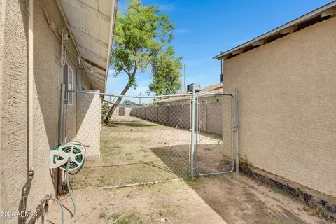 Exterior - 2238 E Taylor St, Phoenix, AZ 85006 photo 8 of 10