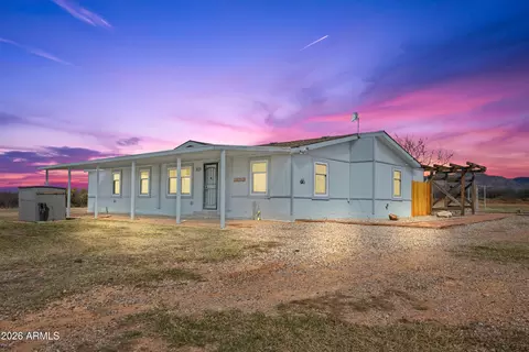 10072 S Shiloh Ranch Rd, Hereford, AZ 85615