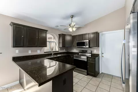 2421 N 125th Dr, Avondale, AZ 85392
