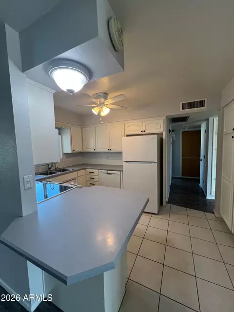Kitchen - 5410 E Dodge St, Mesa, AZ 85205 photo 4 of 4