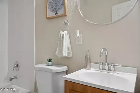 Bath - 8114 E 4th Ave, Mesa, AZ 85208 photo 5 of 5