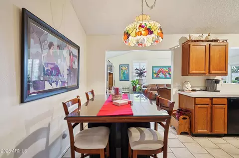 Dining - 4471 E Kachina Trl, Phoenix, AZ 85044 photo 1 of 1