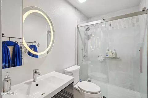 Bath - 4471 E Kachina Trl, Phoenix, AZ 85044 photo 1 of 2