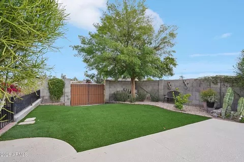 Exterior - 4471 E Kachina Trl, Phoenix, AZ 85044 photo 8 of 8