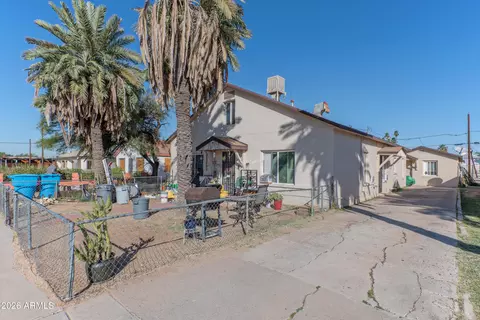 Exterior - 2916 E Monroe St, Phoenix, AZ 85034 photo 4 of 4