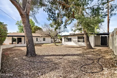 Exterior - 1118 E Colter St, Phoenix, AZ 85014 photo 4 of 5