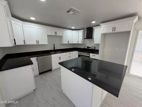 Kitchen - 3471 E Delcoa Dr, Phoenix, AZ 85032 photo 1 of 1