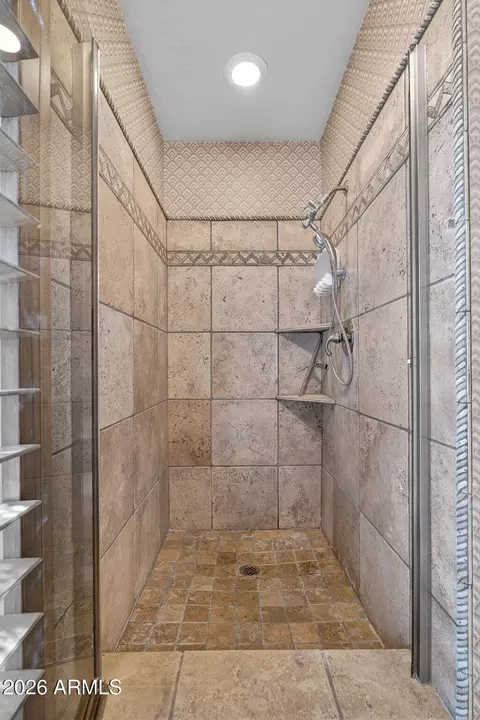 Bath - 6814 N 17th Pl, Phoenix, AZ 85016 photo 2 of 6