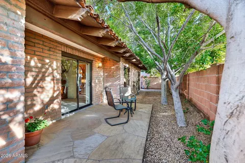 Exterior - 6814 N 17th Pl, Phoenix, AZ 85016 photo 10 of 15
