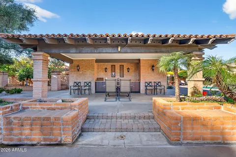 Exterior - 6814 N 17th Pl, Phoenix, AZ 85016 photo 12 of 15