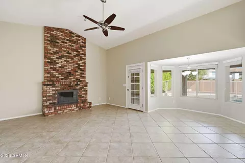 Living - 1906 E Caroline Ln, Tempe, AZ 85284 photo 3 of 5
